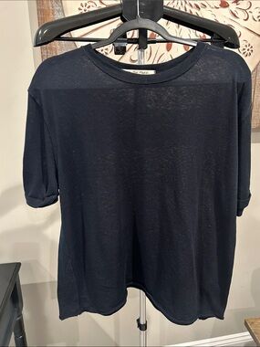 We The Free / Woman’s shirt /Black / Short Cap Sleeve Crewneck / Size Small